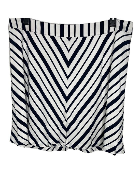 Lane Bryant Dresses & Skirts - Lane Bryant Plus 22 Chevron Stripe Flare Skirt Navy White Side Zip